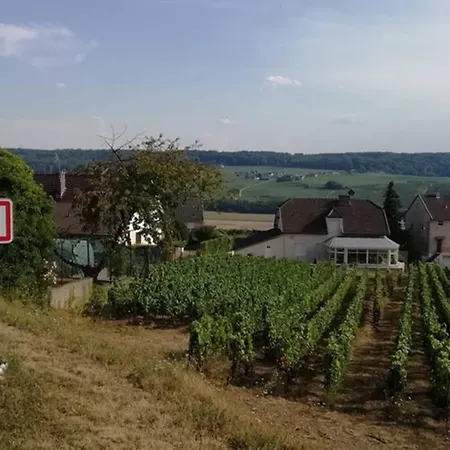 Hébergement de vacances Maison Avec Vue Venteuil